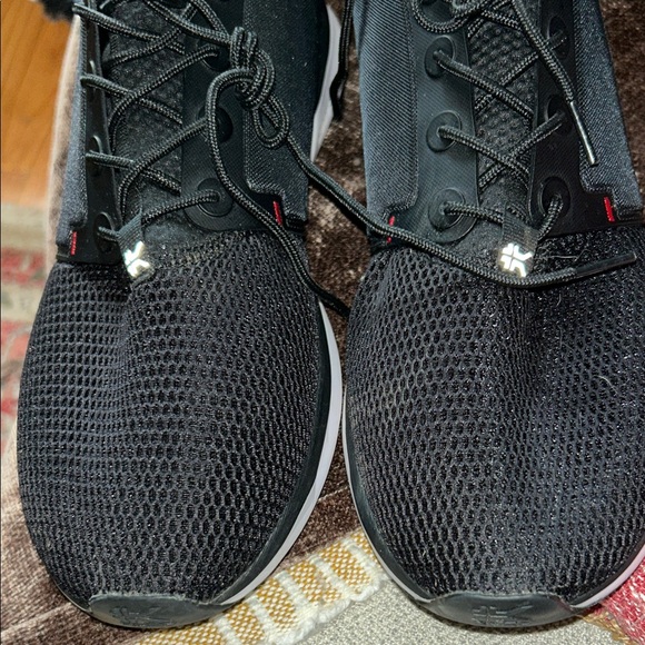 KURU Atom Men's Black Sneakers - Picture 6 of 13